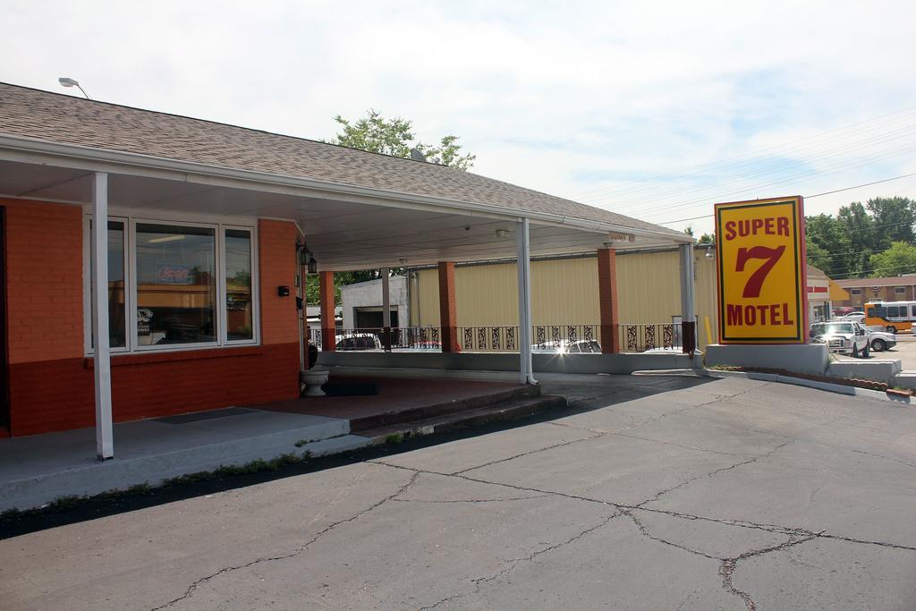 Super 7 Motel Columbia Exterior photo